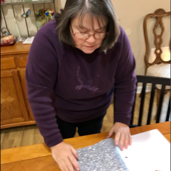 Meet your Posher, Carla - Picture 2 of 4